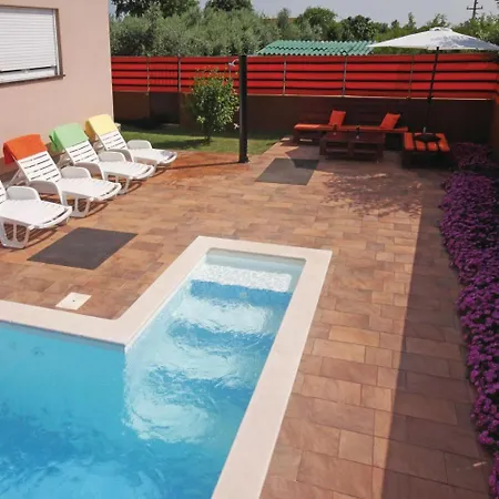 Tatil Evi Three-bedroom Holiday In *
