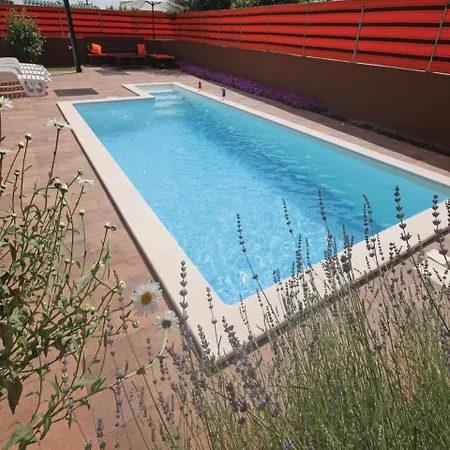 Tatil Evi Three-bedroom Holiday In